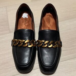 Vionic Black Loafers Size 7